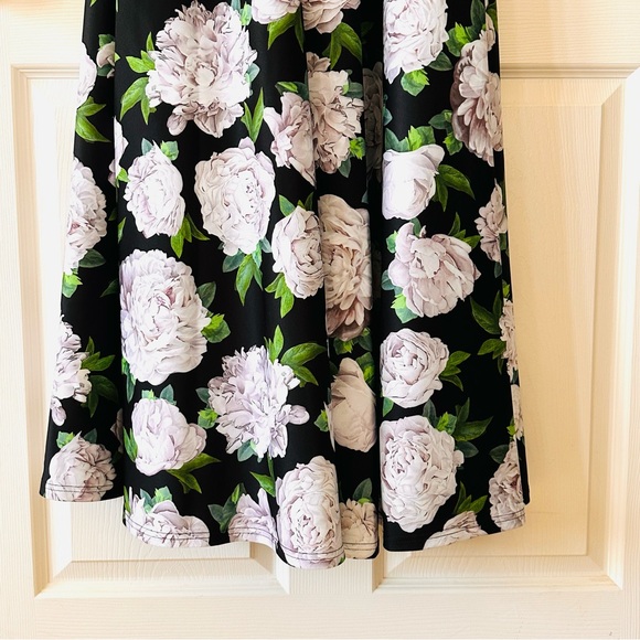 NWT Tadashi Shoji Floral Neoprene Lace Back Aline Gown Dresses - Picture 6 of 12